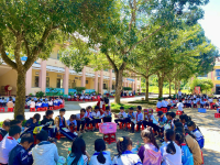 Xe thư viện lưu động tỉnh Lâm Đồng phục vụ sách tại các trường học trên địa bàn các xã Đam Rông 1, Đam Rông 2, Đam Rông 3, Đam Rông 4  hưởng ứng tuần lễ học tập suốt đời năm 2025